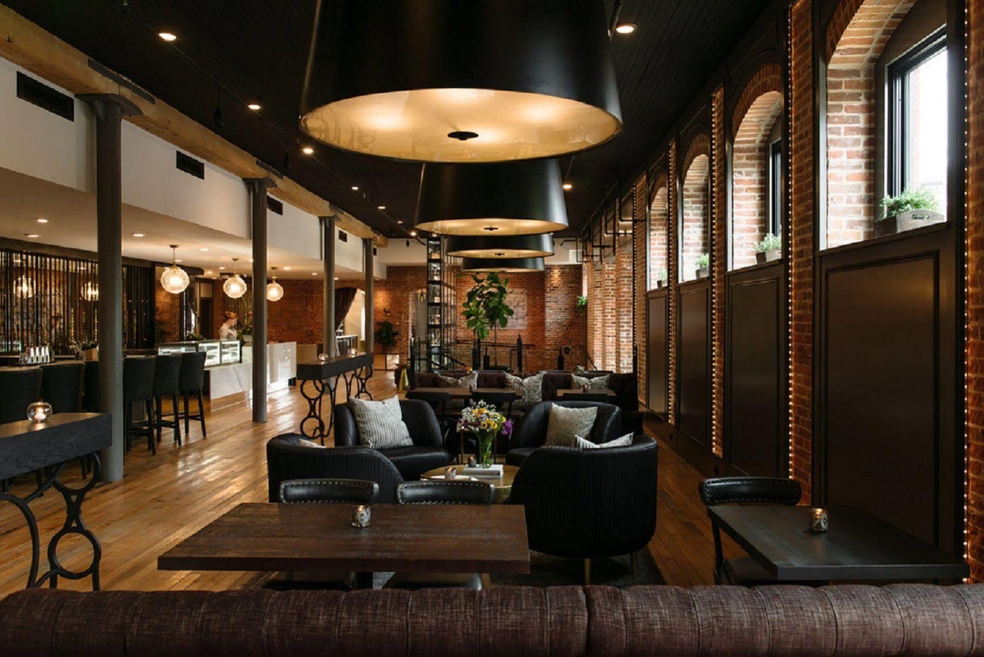 เดอะ ชาร์มองต์ โฮเต็ล Hotel ลาครอส ภายนอก รูปภาพ